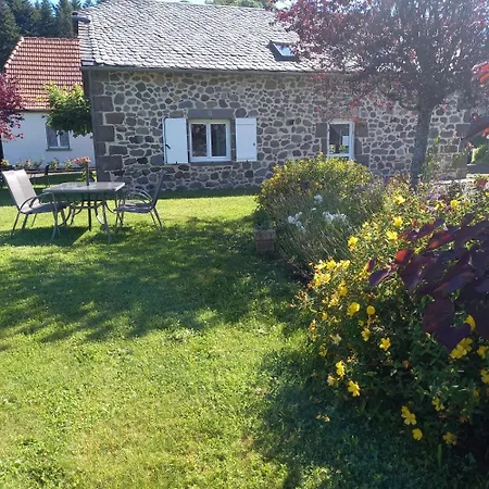 Ferme De Lamourio Bed & Breakfast